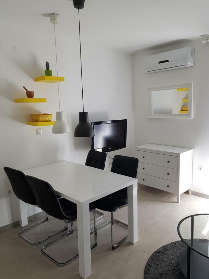 Apartment 'Getaway' ชิเบนิก ภายนอก รูปภาพ